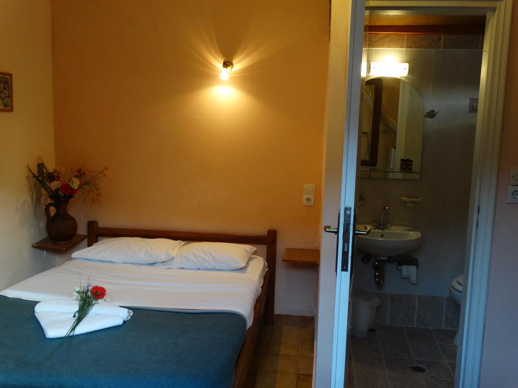 Akrotainaritis Rooms ゲロリメナス 部屋 写真